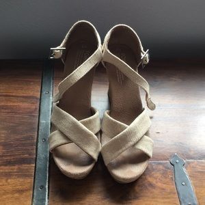 Toms Sienna wedges